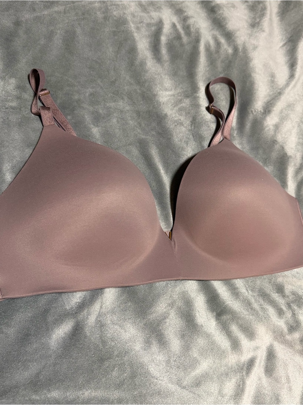 LOVE CLOUD
Wireless Push-Up Bra